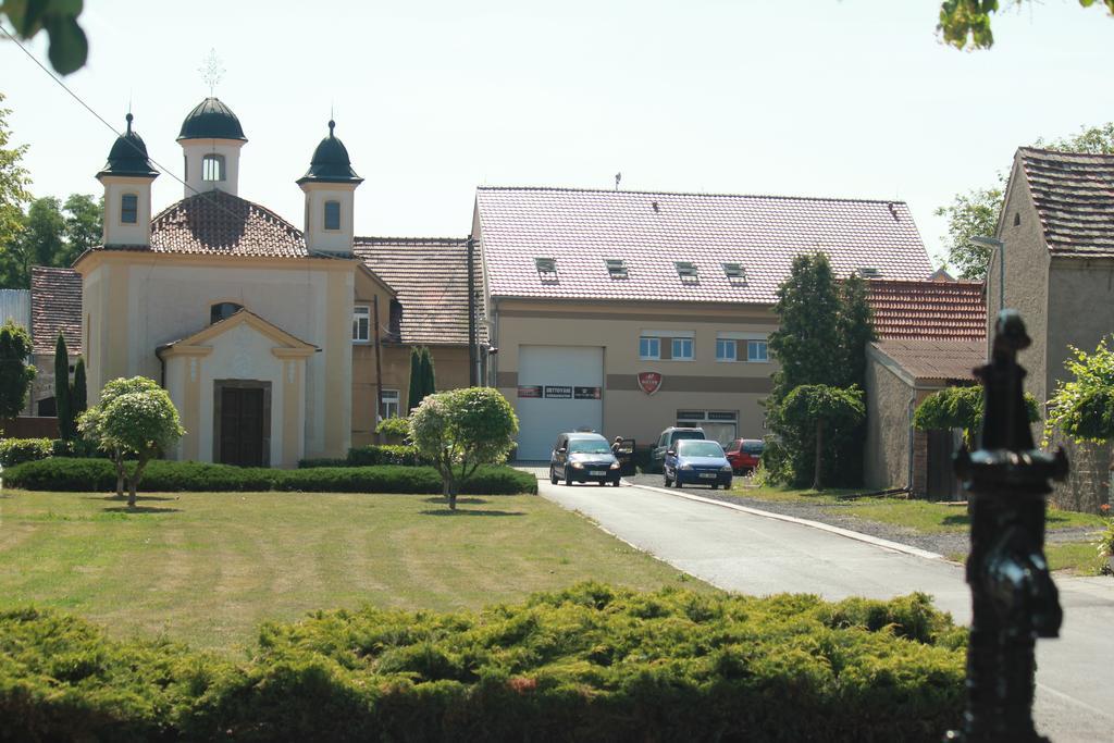 Penzion Piller Chvalín Exteriér fotografie
